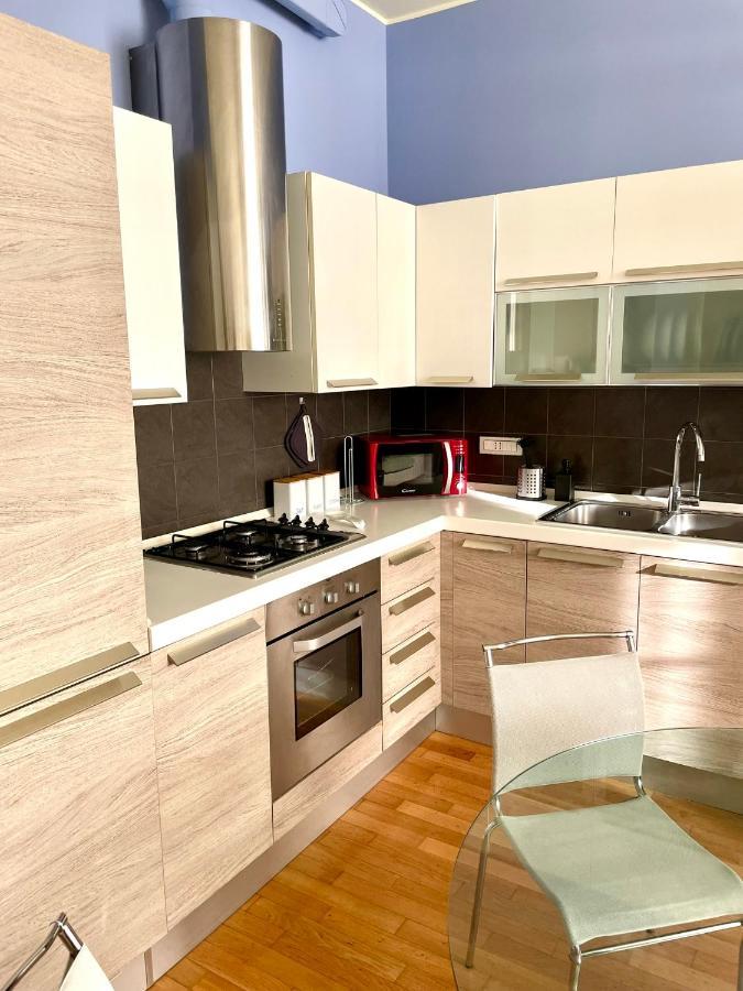 Luxury Four-Room Apartment In Monza Centro - 2 Min Walk To Train Station Esterno foto